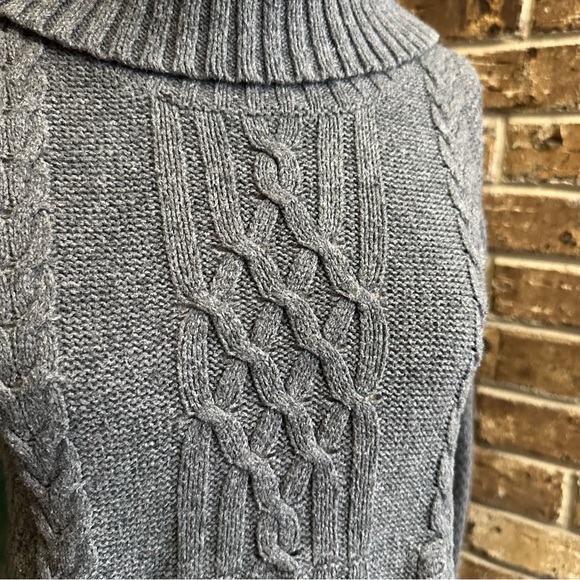 VTG Y2K Grey Chunky Cable Knit Turtleneck Fitted Sweater - Picture 3 of 8